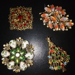 Set of gemstone brooches